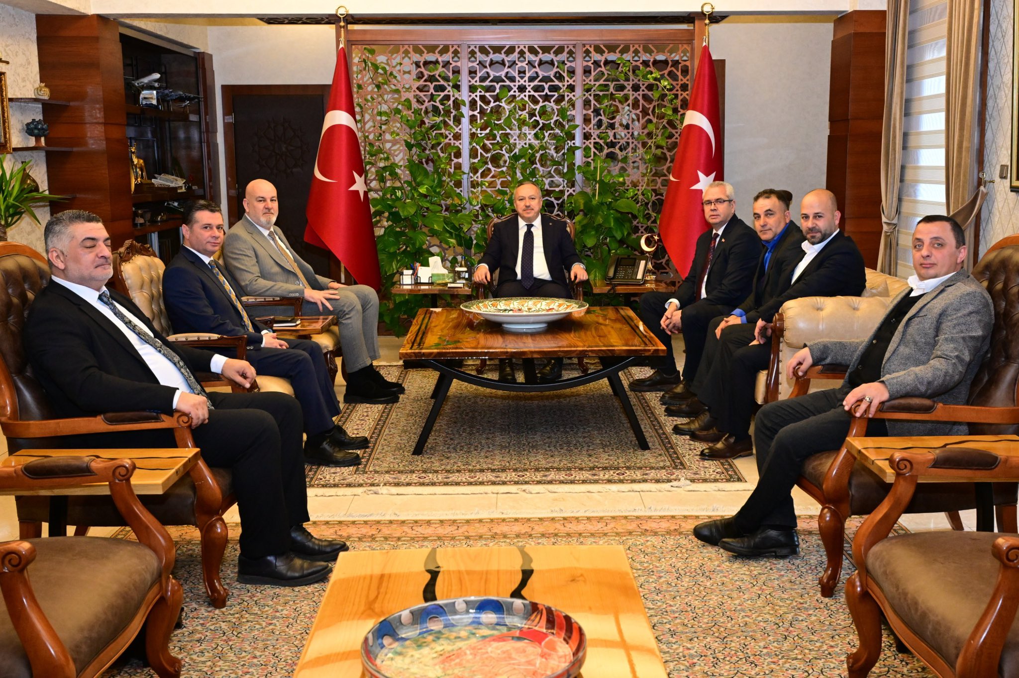 Vali Fidan&rsquo;dan Hayvancılık Sekt&ouml;r&uuml;ne Tam Destek