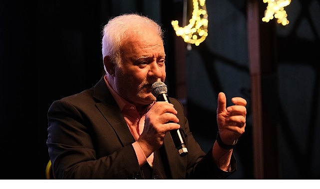 Nihat Hatipoğlu S&ouml;yleşisi, Zeytinburnu K&uuml;lt&uuml;r Sanat&rsquo;ta Ger&ccedil;ekleşti