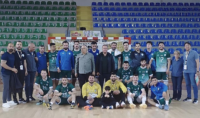 Nil&uuml;fer Belediyespor ligi galibiyetle tamamladı