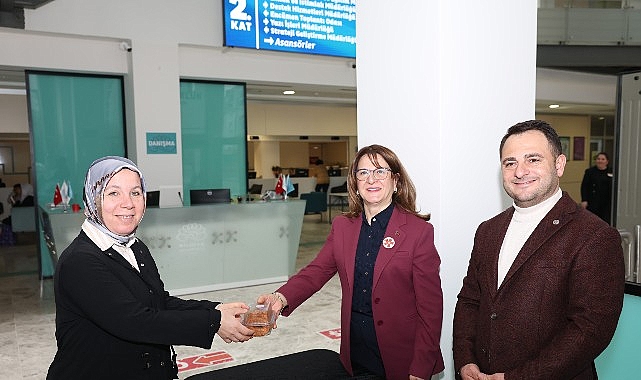 Nil&uuml;fer&rsquo;de Berat Kandili bereketi
