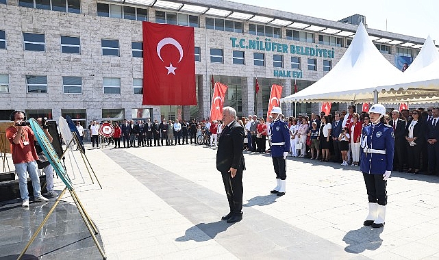 Nil&uuml;fer&rsquo;de Zafer Bayramı&rsquo;nın 103&rsquo;&uuml;nc&uuml; yılı kutlandı