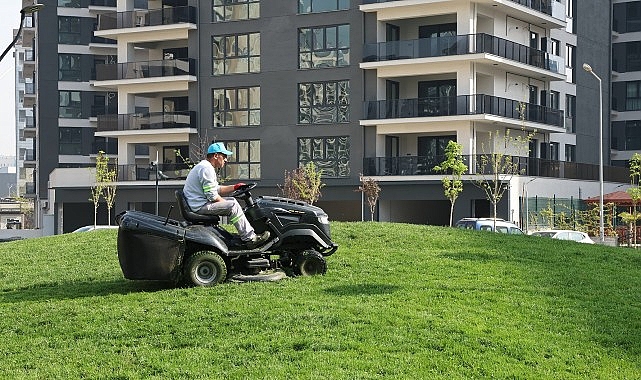 Nil&uuml;fer&rsquo;in parklarında bahar temizliği