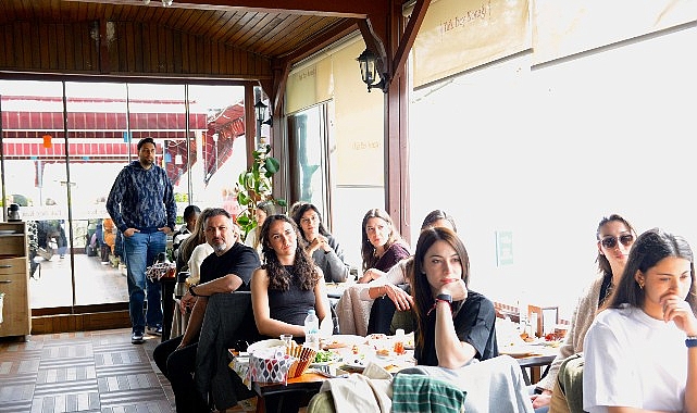 Nil&uuml;fer&rsquo;in sultanları G&ouml;lyazı&rsquo;da buluştu
