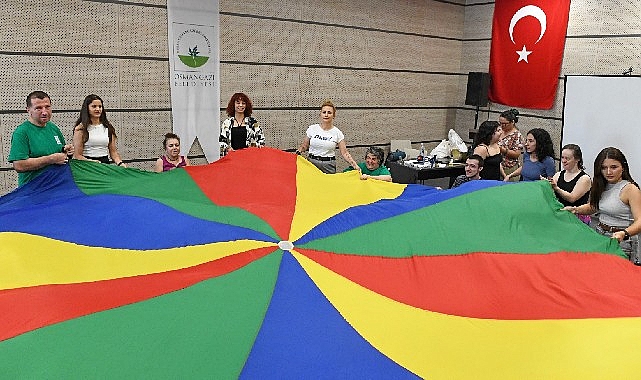 OBAM&rsquo;da &ouml;zel bireyler sanat ve m&uuml;zikle buluştu