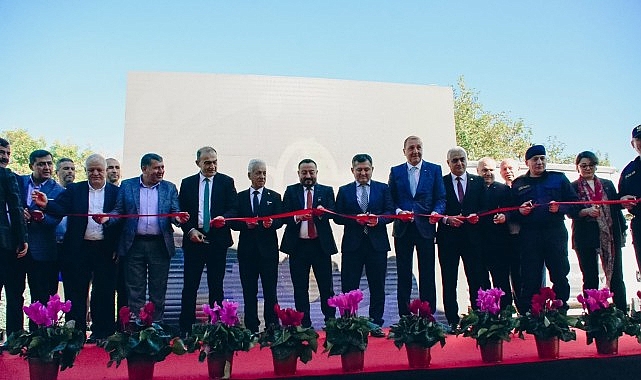 &Ouml;demiş 20. S&uuml;s Bitkileri ve Fidancılık Sergisi  A&ccedil;ıldı