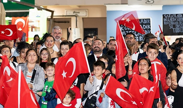 &Ouml;demiş&rsquo;te Cumhuriyet Coşkusu
