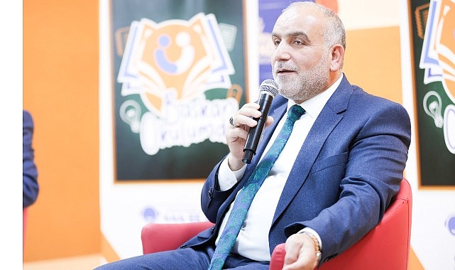 &Ouml;ğrencilerden Başkan İbrahim Sandık&ccedil;ı'ya Sevgi Seli