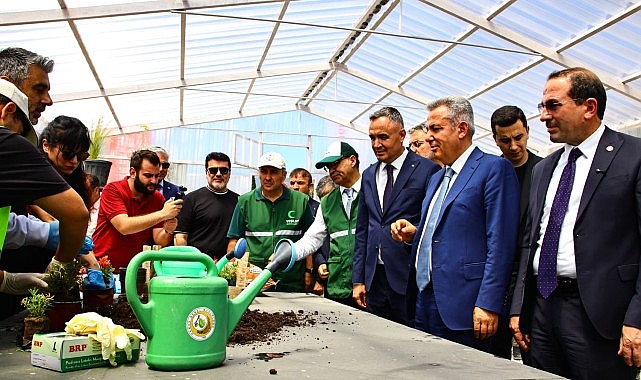 &Ouml;ğrencileri Doğayla Buluşturan &ldquo;Kemalpaşa Tarım ve Doğal Yaşam K&ouml;y&uuml;&rdquo; A&ccedil;ıldı