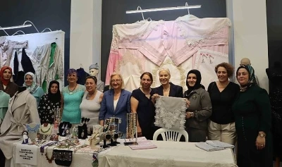 &lsquo;&Ouml;ğrenen ve &Uuml;reten Aileler&rsquo;in emeği sergiyle ta&ccedil;landı
