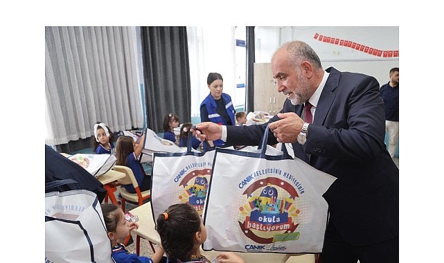 Okula Başlayan T&uuml;m &Ouml;ğrencilere &Ccedil;anta ve Kırtasiye Seti Canik Belediyesi&rsquo;nden!