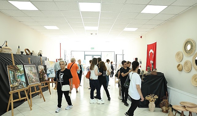 Olgun gen&ccedil;lerden g&ouml;z alıcı eserler