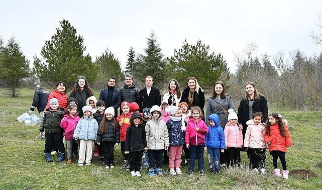 Orman Haftası&rsquo;nda Minik Eller Fidanları Toprakla Buluşturdu
