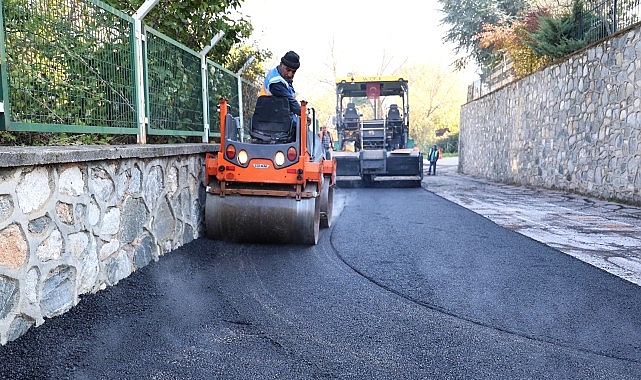 Osmangazi Belediyesi &Ccedil;alışıyor Yollar G&uuml;zelleşiyor