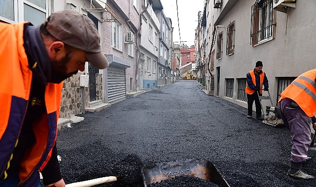 Osmangazi Belediyesi&rsquo;nden Yeşilova Mahallesi&rsquo;ne Yeni Asfalt