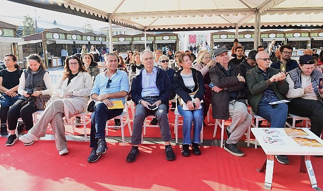 Osmangazi Kitap Fuarı 8&rsquo;inci G&uuml;n&uuml;nde de Doldu Taştı