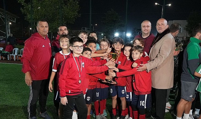 Osmangazi&rsquo;de Cumhuriyetin Işığı Sporla Birleşti
