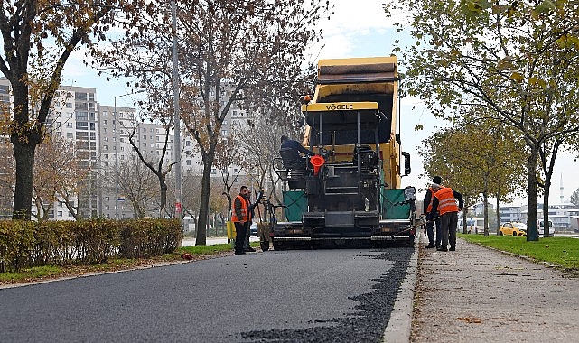 Osmangazi&rsquo;de Park İ&ccedil;i Yollar Yenilendi