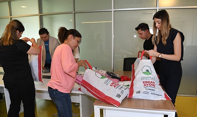 Osmangazili &ccedil;ocuklar bayram sevincini erken yaşadı