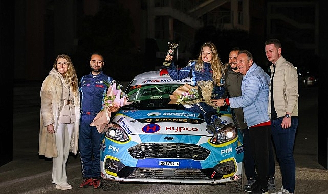Osmangazi&rsquo;nin Gururu İstanbul Rallisi&rsquo;nde Podyuma &Ccedil;ıktı