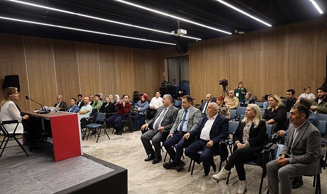&Ouml;zbağ, &ccedil;ekirdek ailenin eksilerine dikkat &ccedil;ekti