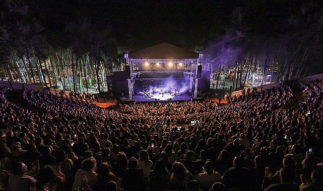 Paribu sponsorluğunda 2025 sezonu A&ccedil;ıkhava Konserleri başladı