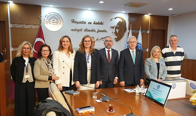 Rekt&ouml;r Budak, &ldquo;D&uuml;nyanın en iyi 500 &uuml;niversitesi arasına girme hedefimize emin adımlarla ilerliyoruz&rdquo;