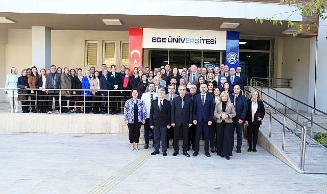Rekt&ouml;r Prof. Dr. Alcı, &ldquo;Hep birlikte kenetlenerek &Uuml;niversitemizi daha yukarıya taşıyacağız&rdquo;