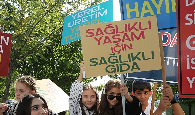 Sağlıklı nesiller i&ccedil;in &ldquo;Gıda Şenliği&rdquo; d&uuml;zenlendi