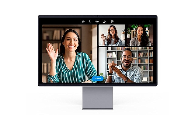 Samsung, AI Destekli QD-OLED Ekranlı Smart Monit&ouml;r M9'u Piyasaya S&uuml;rd&uuml;