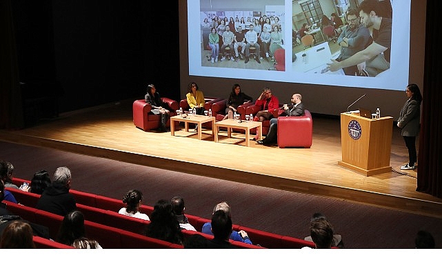 Sanat ve Tasarım Fak&uuml;ltesi, Ment&ouml;rlerle &Ouml;ğrencileri Bir Araya Getiren Etkinliğe Ev Sahipliği Yaptı