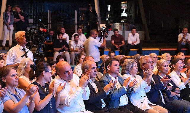 Şarkılar Osmangazi'de Barış i&ccedil;in s&ouml;ylendi
