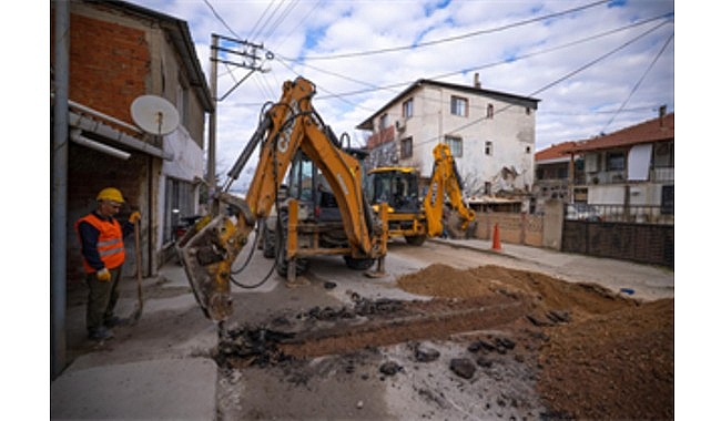 Sarnı&ccedil;&rsquo;ta i&ccedil;me suyu yatırımı hızla ilerliyor