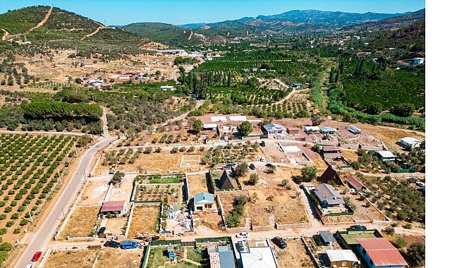 Seferihisar Belediyesi &ldquo;Ka&ccedil;ak Yapılarla&rdquo; m&uuml;cadelede kararlı