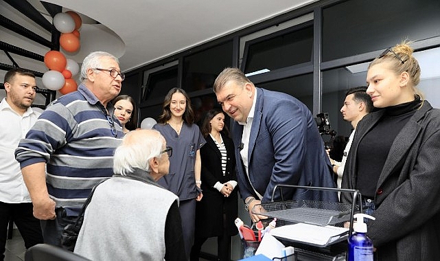Seferihisar&rsquo;da emeklilere bayramda %25 indirim desteği