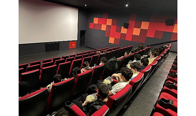 Seferihisar&rsquo;da &ldquo;Sosyal Belediyecilik&rdquo;, &ccedil;ocuklar ile hayat buluyor