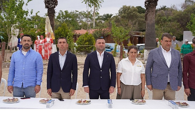 Seferihisar&rsquo;da Turizm ve &Ccedil;evre Şenliği renkli g&ouml;r&uuml;nt&uuml;lere sahne oldu
