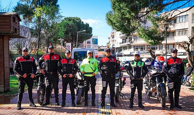 Seferihisar&rsquo;da T&uuml;rk Polis Teşkilatı&rsquo;nın 181&rsquo;inci kuruluş yıl d&ouml;n&uuml;m&uuml; ve Polis Haftası, d&uuml;zenlenen t&ouml;renlerle kutlandı