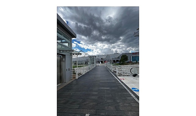 Şehir Hastanesi &uuml;st ge&ccedil;idinde hummalı &ccedil;alışma