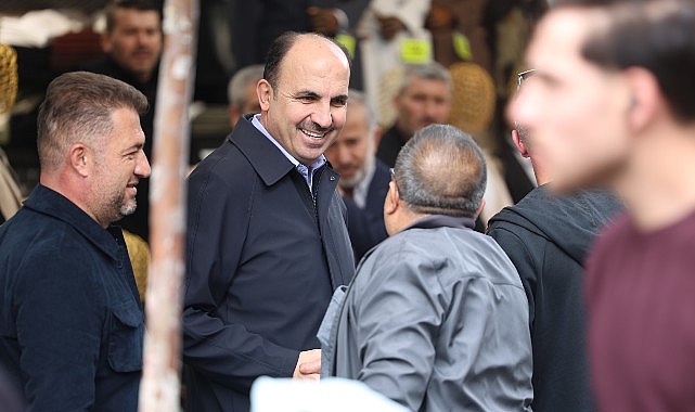 Şehir Merkezinde Esnafı Ziyaret Eden Başkan Altay: &ldquo;Konya&rsquo;mızda Kurban Bayramı&rsquo;nın Bereketini ve Heyecanını Hep Birlikte Yaşıyoruz&rdquo;