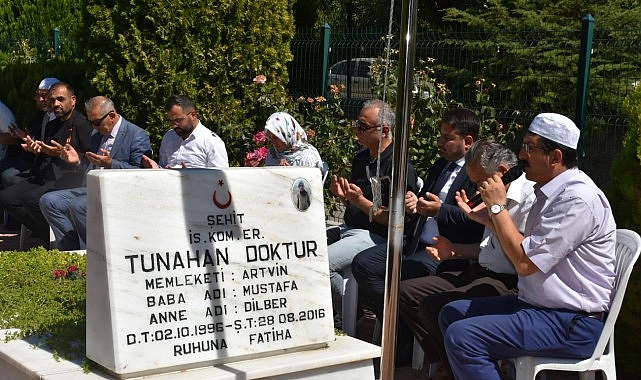 Şehit Tunahan Doktur, Şehadetinin 10. Yıl D&ouml;n&uuml;m&uuml;nde Dualarla Anıldı