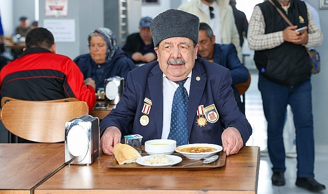Şehitler Haftası&rsquo;nda Buca&rsquo;da dayanışma sofraları kuruldu