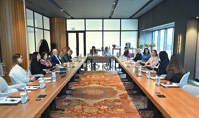 Sekt&ouml;r&uuml;n Lider Şirketleri Yeni D&ouml;nemde Teknolojide Kadın Derneği&rsquo;nin Y&ouml;netim Koltuklarına Oturdu