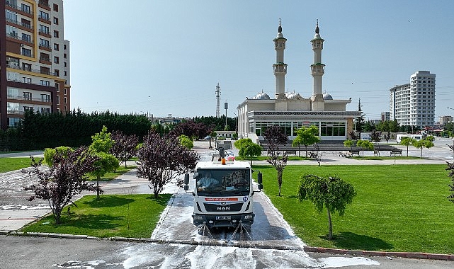 Sel&ccedil;uklu Belediyesi bayram &ouml;ncesi hazırlıklarını tamamladı