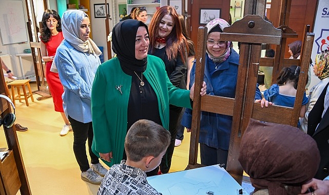 Sel&ccedil;uklu Sanat ve Tasarım At&ouml;lyesi, &ldquo;Anneme S&uuml;rprizim Var&rdquo; Etkinliğine Ev Sahipliği Yaptı