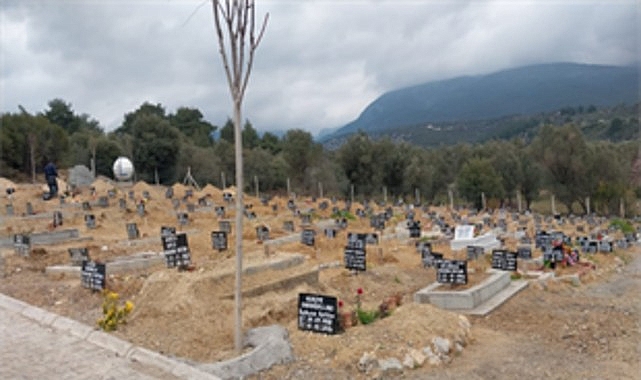 Son bir yılda 5 il&ccedil;eye 26 bin 400 g&ouml;m&uuml; kapasiteli mezarlık