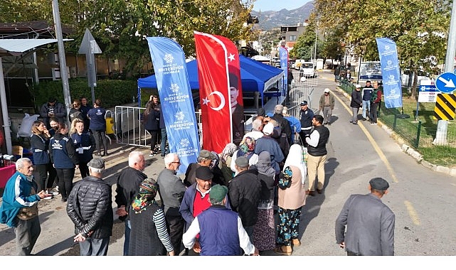 Sultanhisarlı Vatandaşlardan Başkan &Ccedil;er&ccedil;ioğlu&rsquo;na Fide Teşekk&uuml;r&uuml;