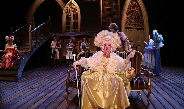 &ldquo;Tartuffe&rdquo; Denizli&rsquo;de Seyirciyle Buluştu