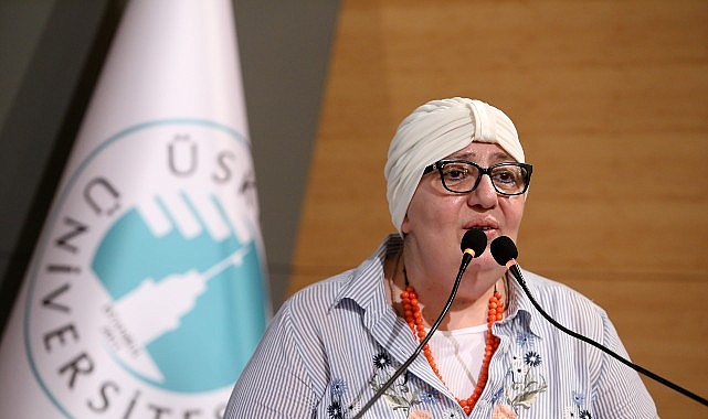 Tasavvufta hoşg&ouml;r&uuml; tahamm&uuml;l değil, edeptir!