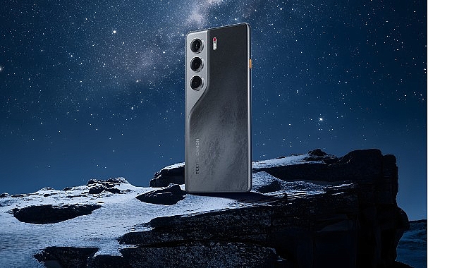 TECNO CAMON 40, T&uuml;rkiye&rsquo;de satışa sunuldu