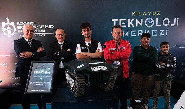 TEKNOFEST 2025'te Kocaeli r&uuml;zg&acirc;rı esti